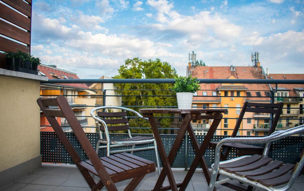 Viola Apartment Будапеща Екстериор снимка